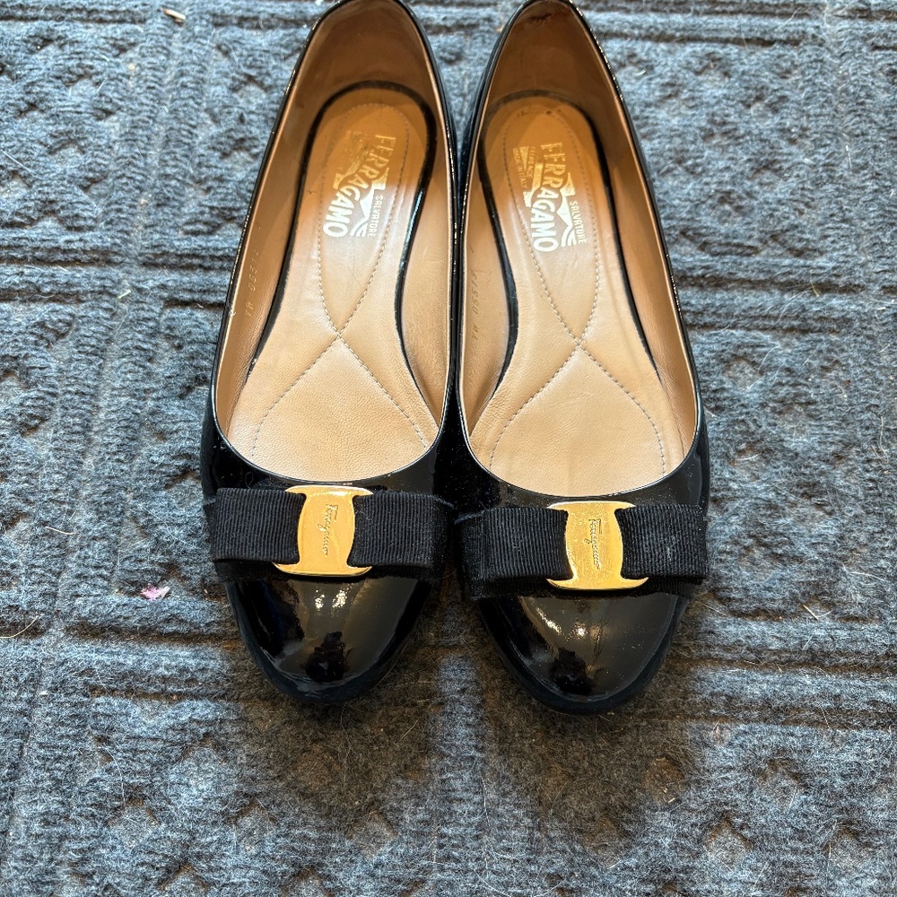 Salvatore Ferragamo Varena Flats